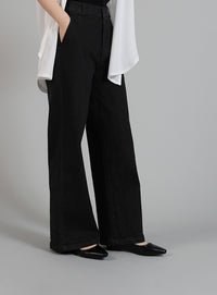 【Et】Semi-Flared Denim Pants