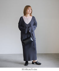 【サイズ展開あり】ディープVネックルーズニット【by SON】
