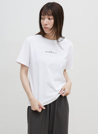 【サイズ展開あり】フロントロゴプリントTシャツ