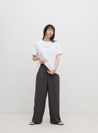 【サイズ展開あり】フロントロゴプリントTシャツ