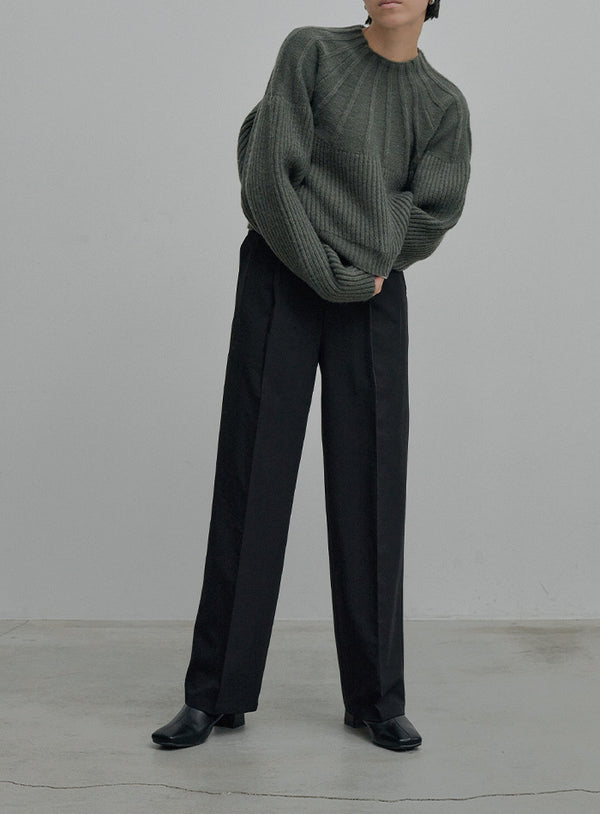 ダブルタックパンツ