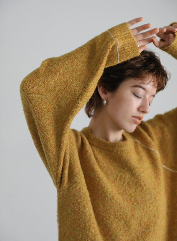 ステッチングドロープニット