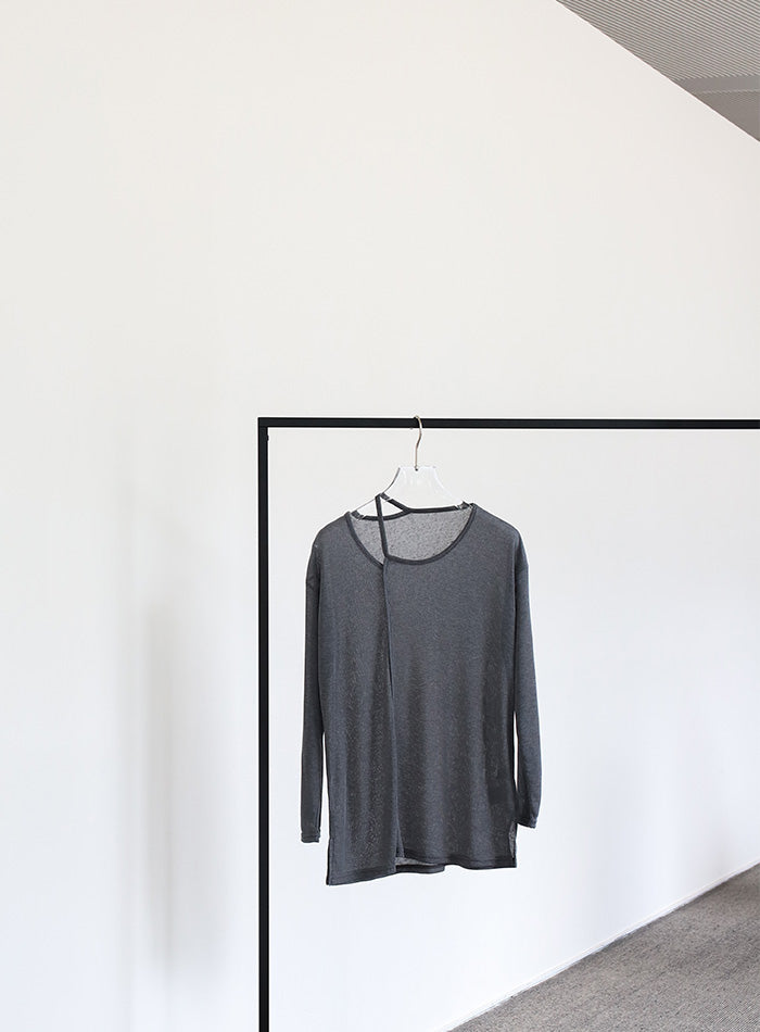 【Et】アシンメトリーネックシアートップス