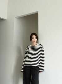 【Et】Flare Sleeve Assorted Border Knit