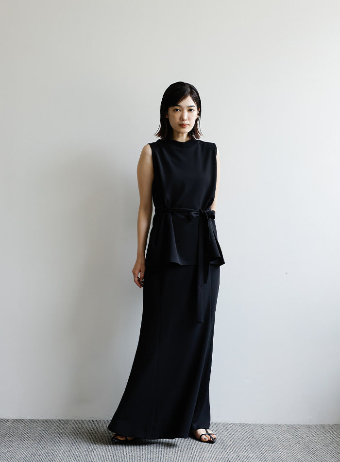 【EMaMa】and per se モックネックとスカート　セットアップ EMaMa】and per se モックネックとスカート セットアップ ロゴ