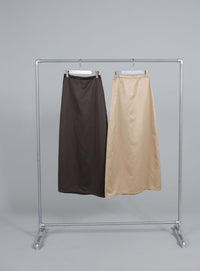 【Et】Matte Satin I-line Long Skirt
