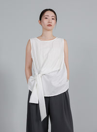 【Et】Asymmetrical Sleeveless Blouse