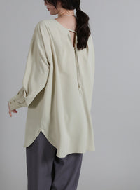 【Et】Tuck Ribbon Key Neck Blouse