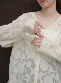 【Et】Sheer Jacqard V-Neck Blouse