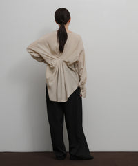 【Et】Back Design Tuck Blouse