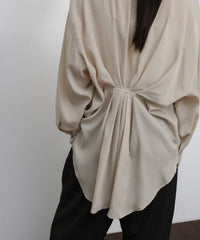 【Et】Back Design Tuck Blouse