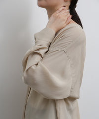 【Et】Back Design Tuck Blouse