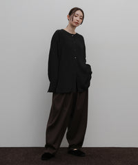 【Et】Back Design Tuck Blouse