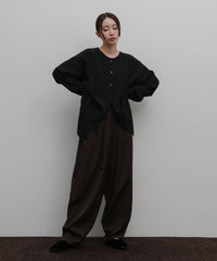 【Et】Back Design Tuck Blouse