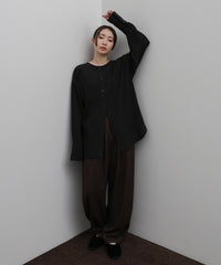【Et】Back Design Tuck Blouse