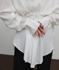 【Et】Back Design Tuck Blouse