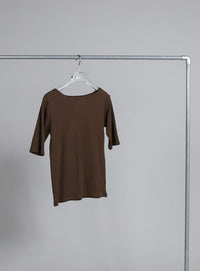 【Et】V-Curved Neck back slit T-Shirt