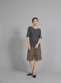 【Et】V-Curved Neck back slit T-Shirt