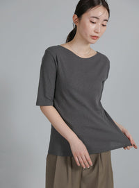 【Et】V-Curved Neck back slit T-Shirt