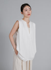 【Et】Keyneck Shoulder Tuck Tops