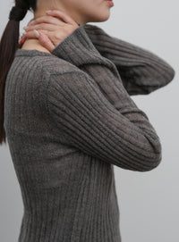 【Et】Sheer Ribbed Henley Neck Knit