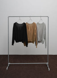 【Et】Minimal V-Neck Simple Tops