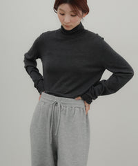 ニットパンツ