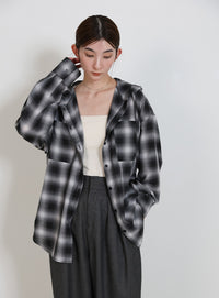 チェックシアーオーバーフーディーシャツ