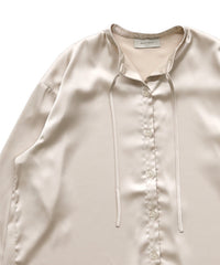 ボウタイサテンシャツ