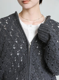 透かし編みジップカーディガン