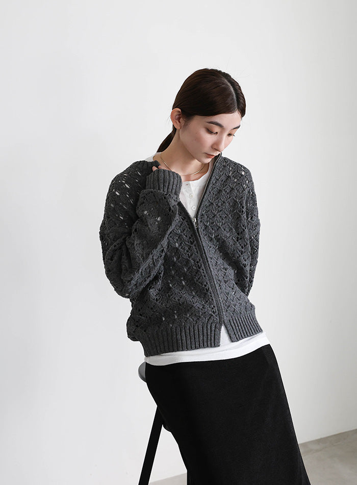 透かし編みジップカーディガン