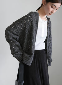 透かし編みジップカーディガン