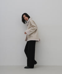 フェイクムートンミドル丈コート