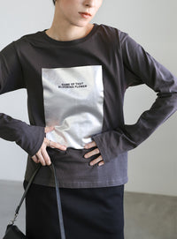 箔プリントロングTシャツ