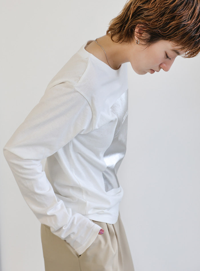 箔プリントロングTシャツ