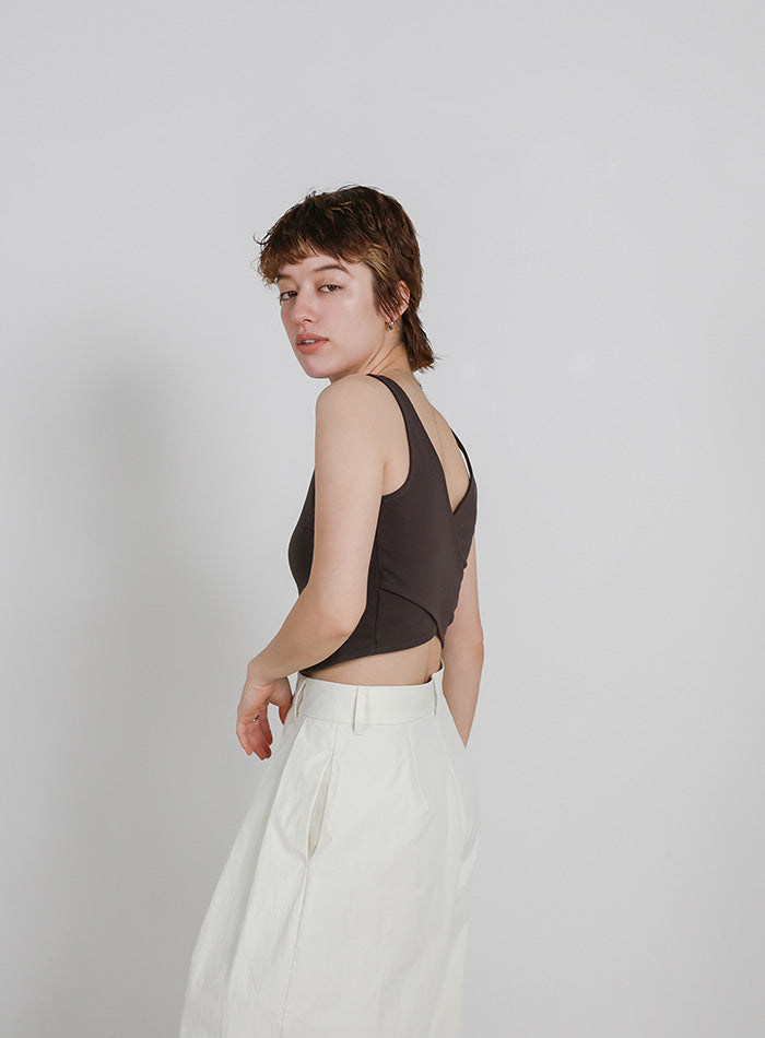 カップ付きバッククロスショートタンクトップ – SELECT MOCA