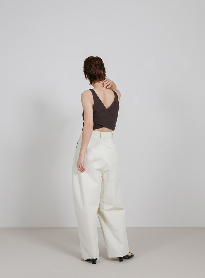 カップ付きバッククロスショートタンクトップ – SELECT MOCA