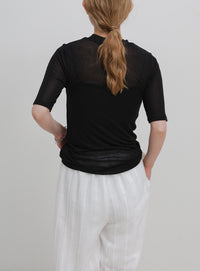 ボトルネックシアーTシャツ