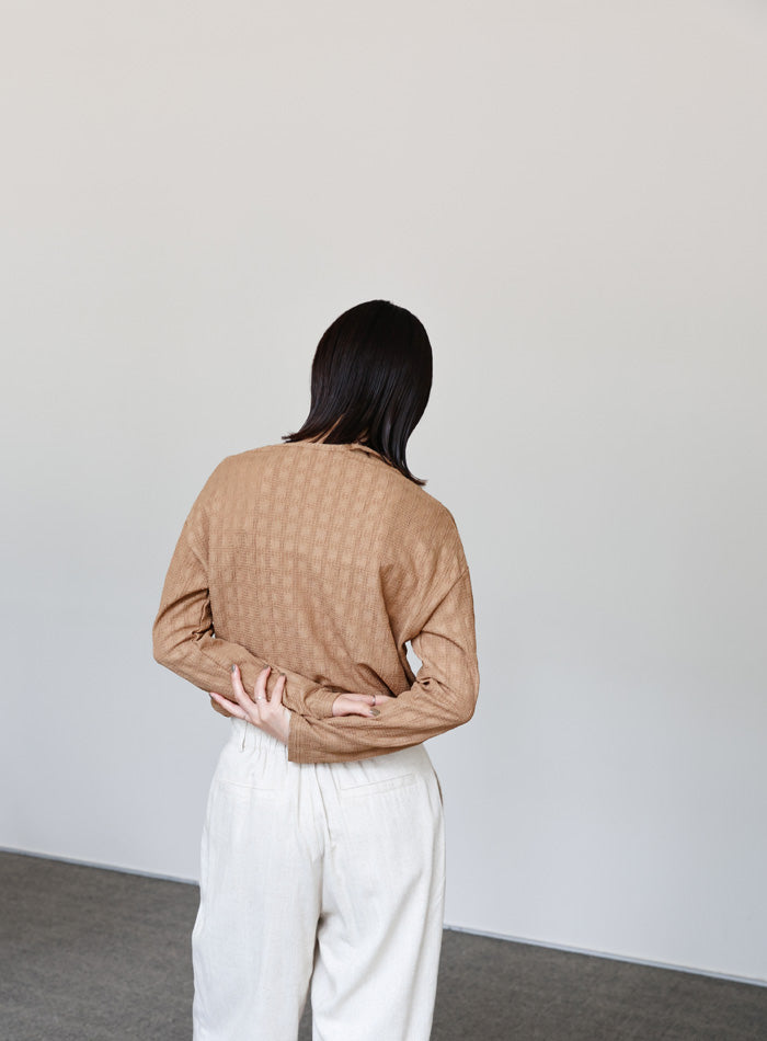 【Et】アシンメトリーネックシャーリングトップス