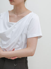 ドレープネックハーフスリーブTシャツ