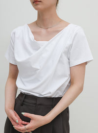 ドレープネックハーフスリーブTシャツ