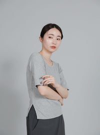 【Et】side-slit ribbed T-shirt