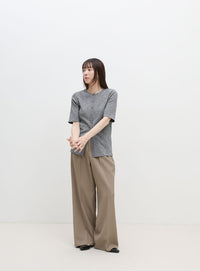 クルーネックセンターラインリブトップス