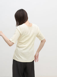 クルーネックセンターラインリブトップス