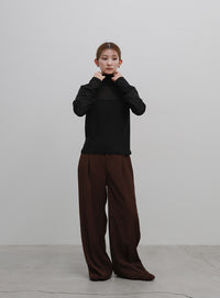 シンプルハイネックロンＴ
