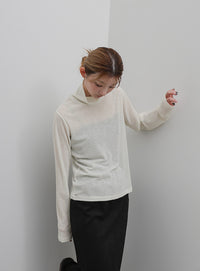シンプルハイネックロンＴ