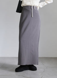 ピンストライプロングスカート