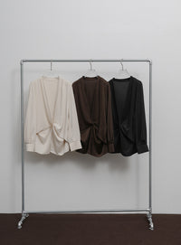 【Et】Satain Twist Drape Blouse