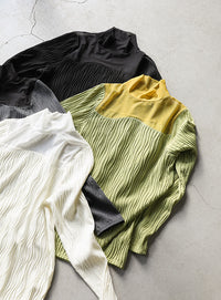 ハイネックシアーウェーブトップス