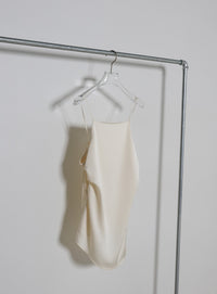 サイドスリットアシンメトリーサテンキャミソール【セットアップ対応】